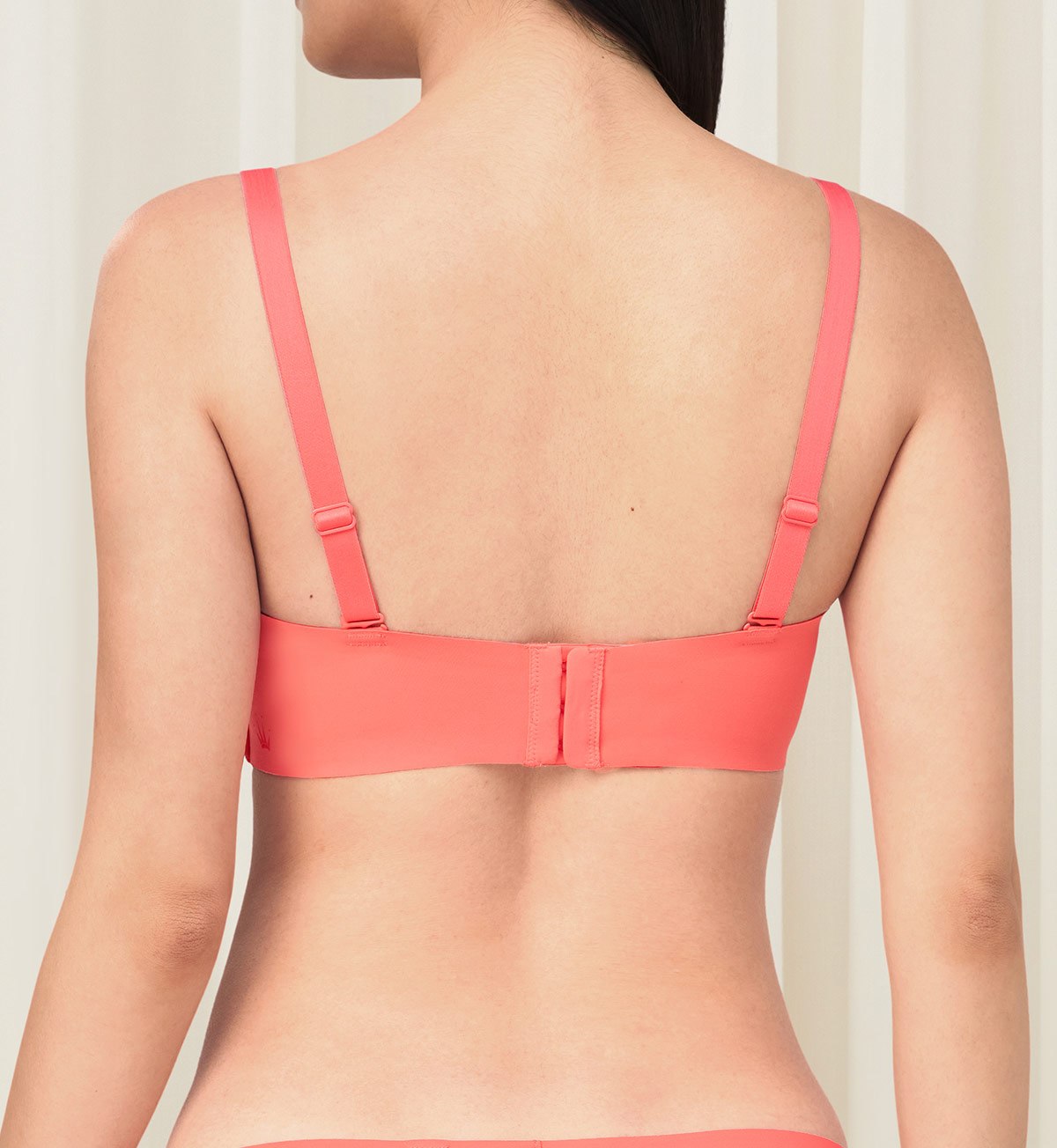 Flex Smart Non-Wired Padded Strapless Bra