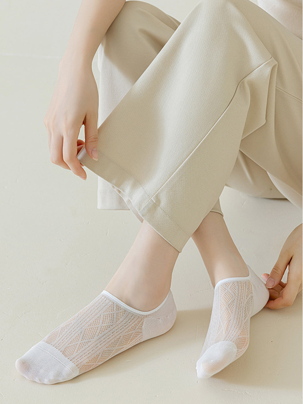 Modal Moisture-Wicking Antibacterial Cool Breathable Semi-No-Show Socks