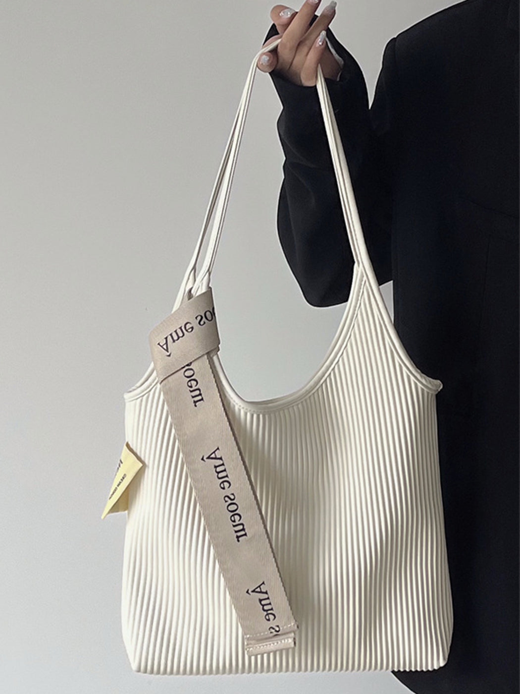Ruched Design Shoulder Bag