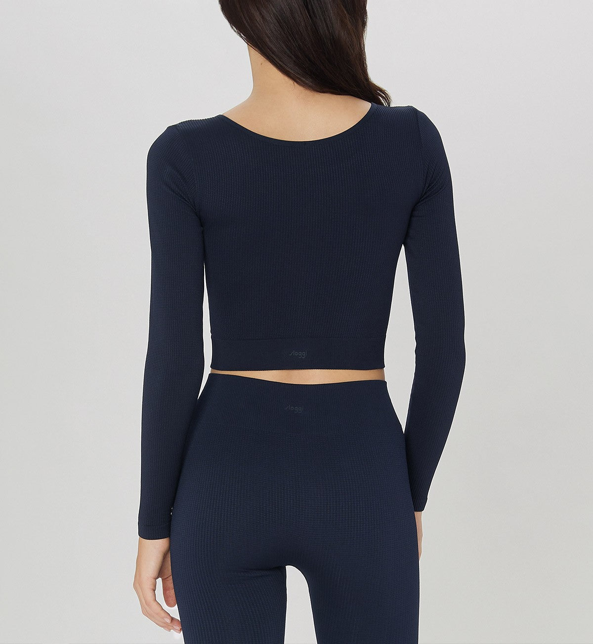 SLOGGI EVER INFUSED ALOE CROP TOP LONG SLEEVE