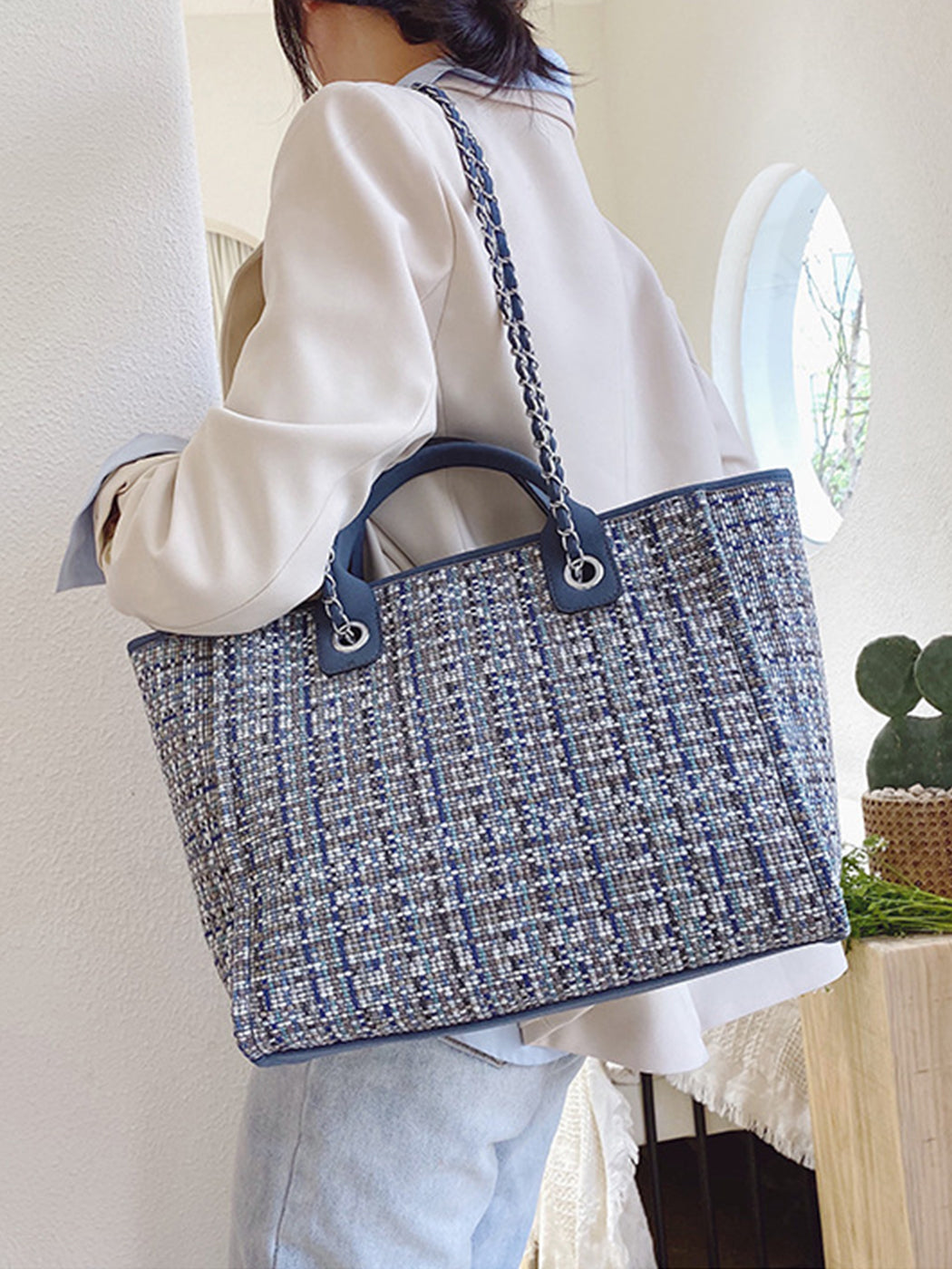 Chic Tweed Chain Tote Bag