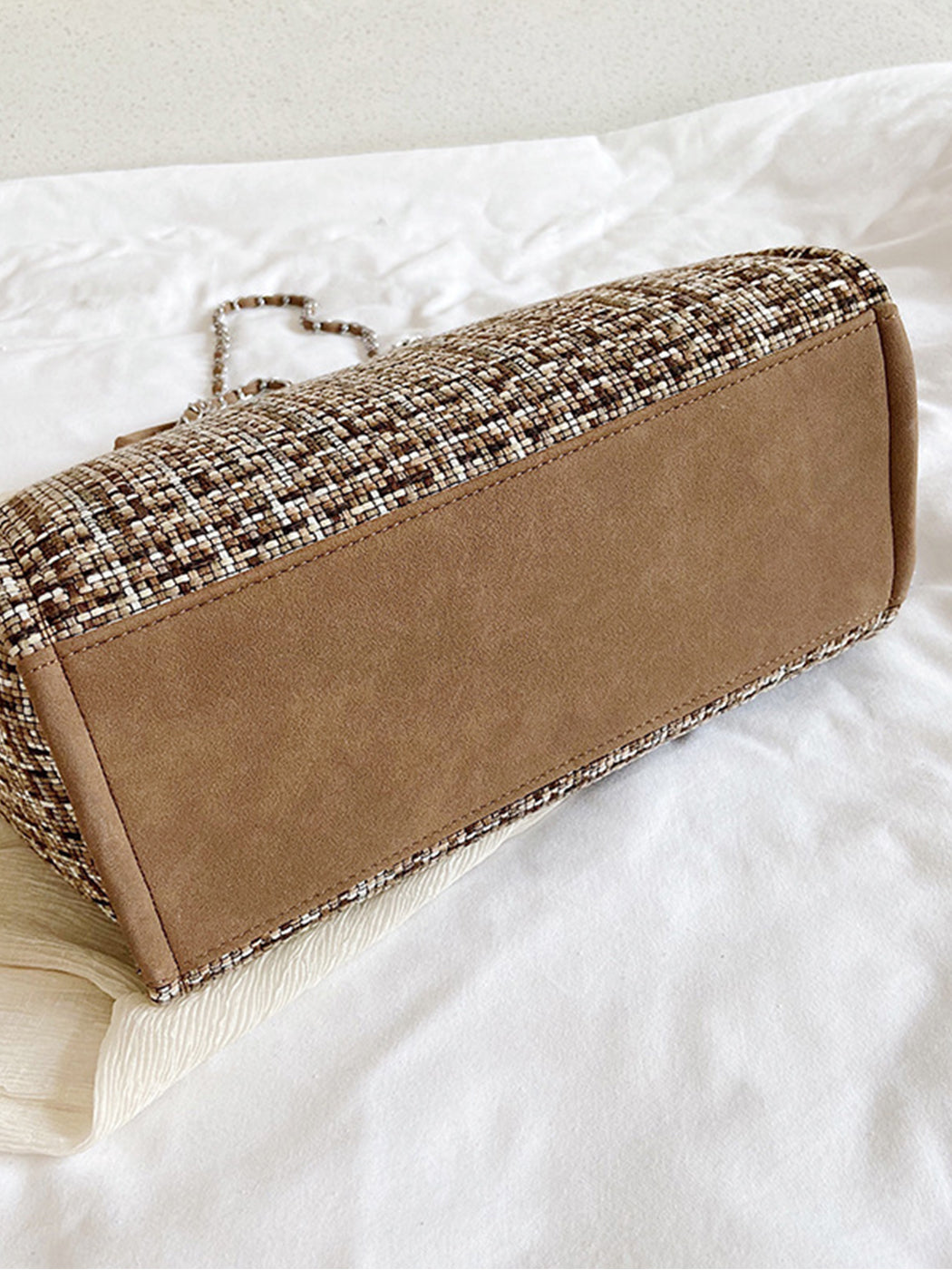 Chic Tweed Chain Tote Bag