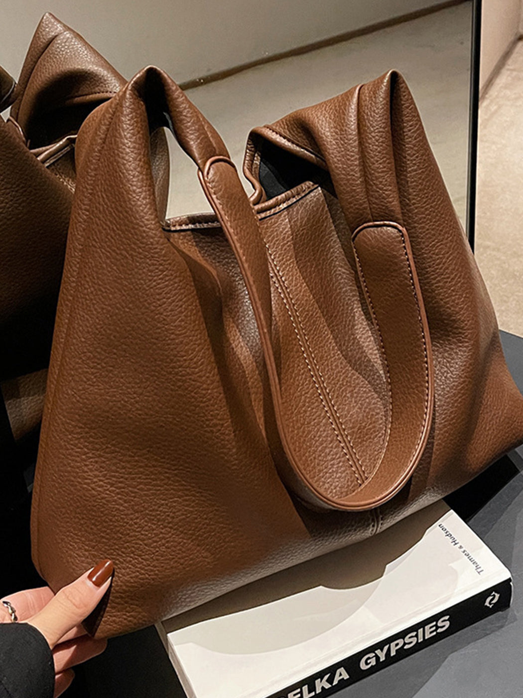 Capacious Versatile Single Shoulder Armpit Bag