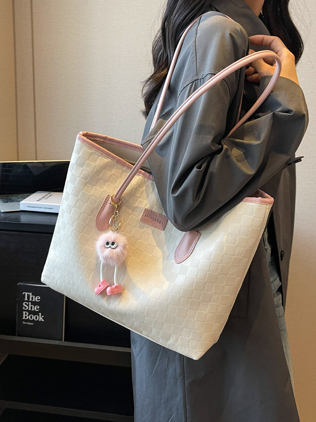 Stylish Shoulder Tote Bag With Bag Charm