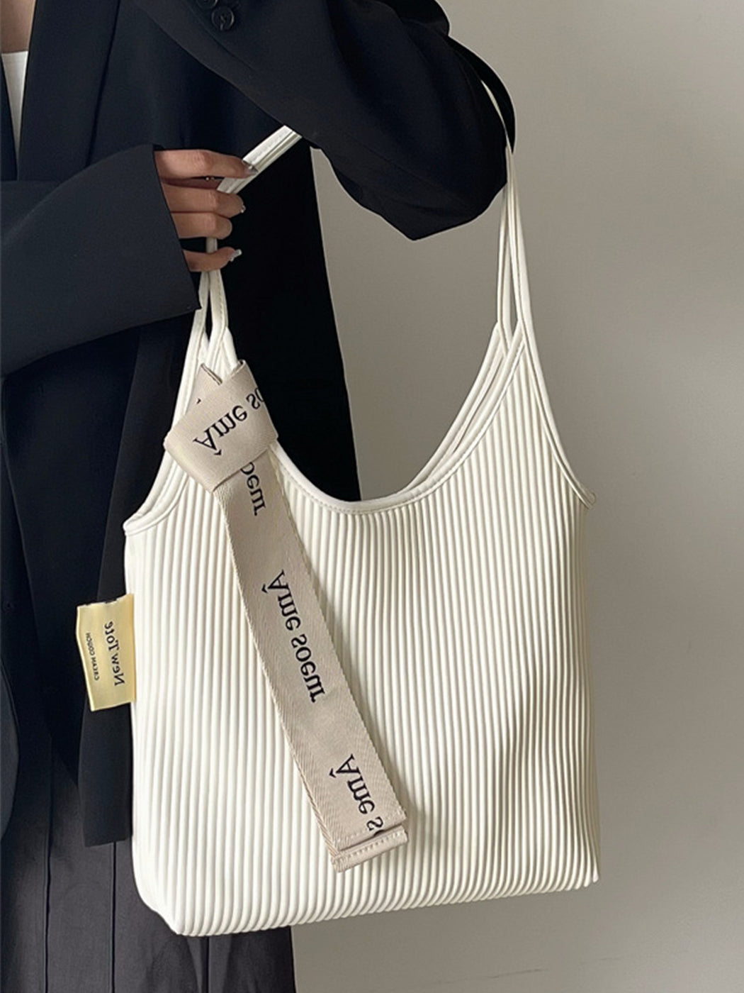 Ruched Design Shoulder Bag