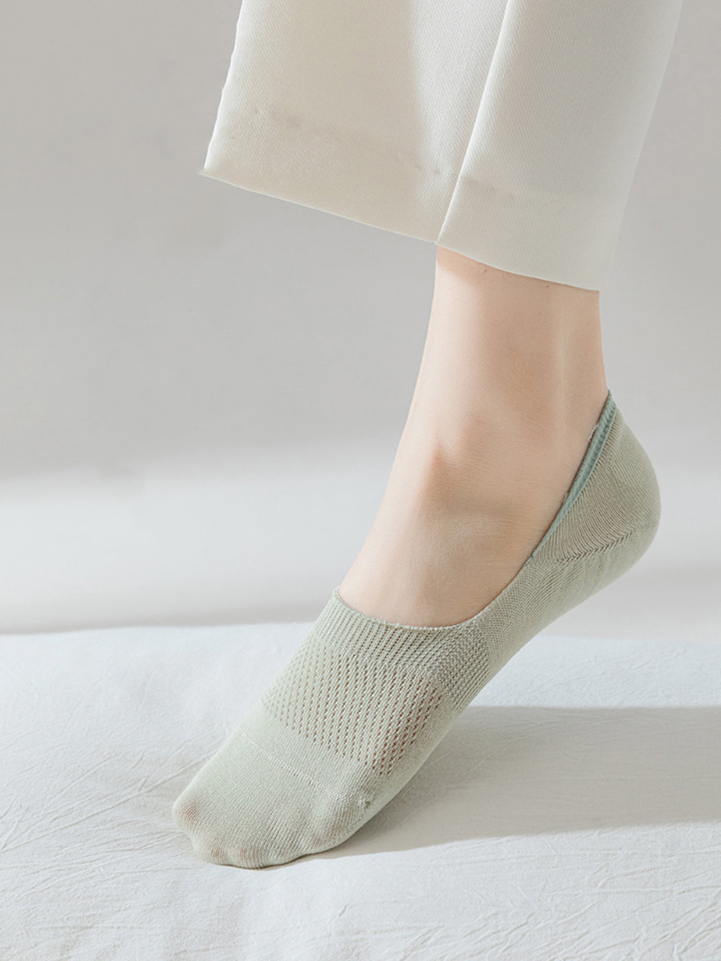Women's Summer Thin Mesh Cotton Invisible Socks