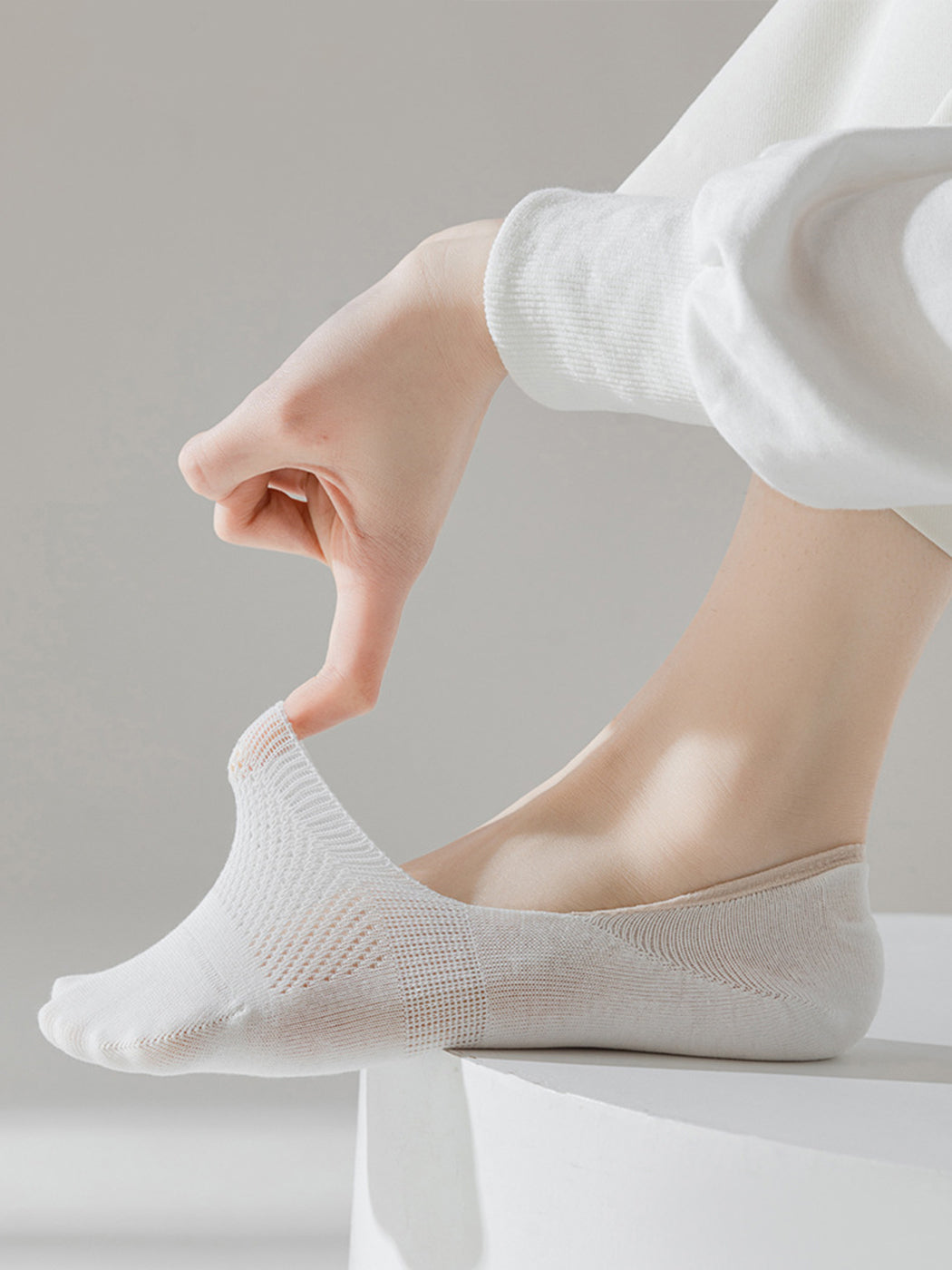Women's Summer Thin Mesh Cotton Invisible Socks